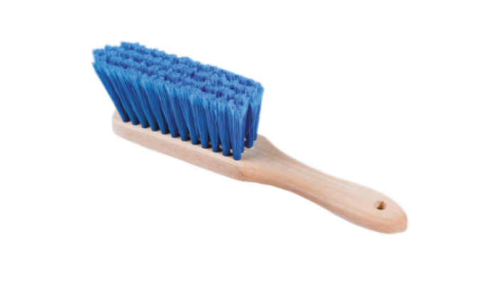 BROSSE DINGUETTE EN RYLSAN MANCHE COURT