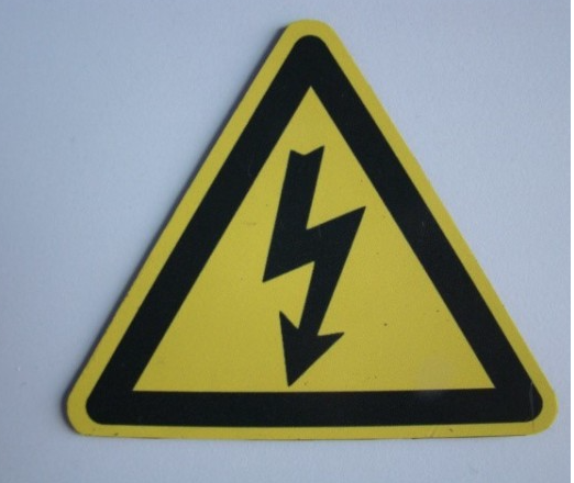 MAGNET DANGER ÉLECTRIQUE 10X10CM